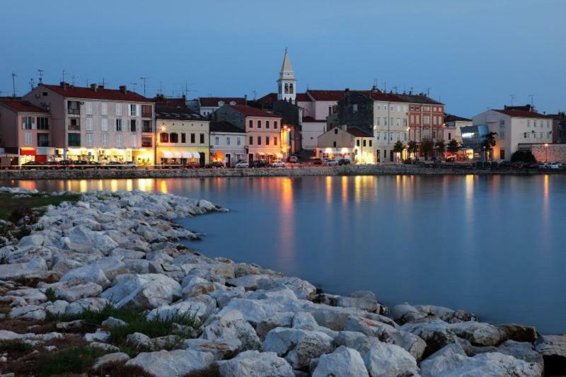 Rooms Siesta Porec Exterior photo